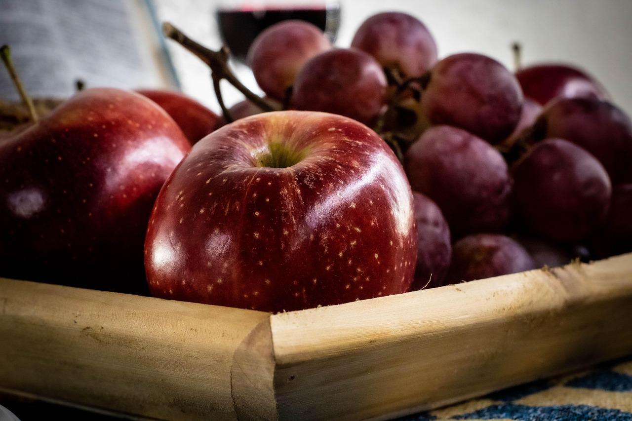 - Secretos⁢ para elegir y conservar las manzanas de‍ manera efectiva